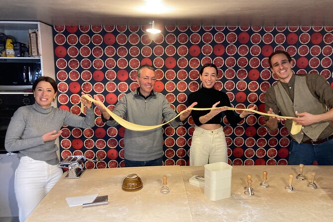Milan: The Ultimate Pasta Mastery Workshop - Ravioli, Wine, and an Apartment Table in Milan