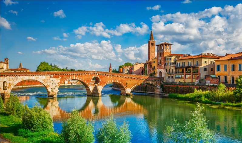Milan: Verona Day Tour with a Lake Garda Cruise to Sirmione - Key things to love about this Milan to Verona and Lake Garda day trip