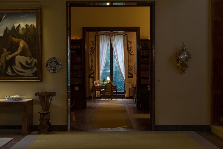 Milan: Villa Necchi Campiglio Entry Ticket - Staff explanations, English support, and what questions to ask