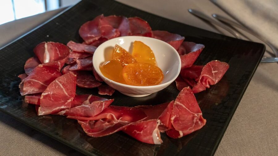 Milan: Wine Tasting Experience in the City Centre - Should you book this 1.5-hour tasting experience?