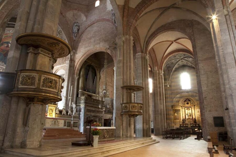 Milano: 2-Hour Private City Highlights Kickstart Tour - Brera district browsing time: galleries, boutiques, and cozy corners