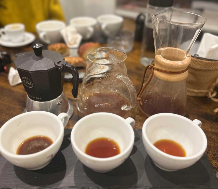Milano: Degustazione caffè di qualità dalla moka al filtro - Pairing Coffee With Dessert (Including Vegan)