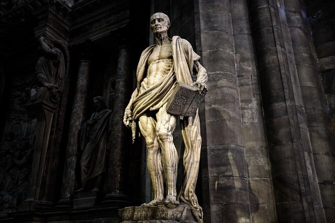 Milano Walking Tour with Audio and Written Guide by a Local - Duomo di Milano: your long pause, with the ticket reality