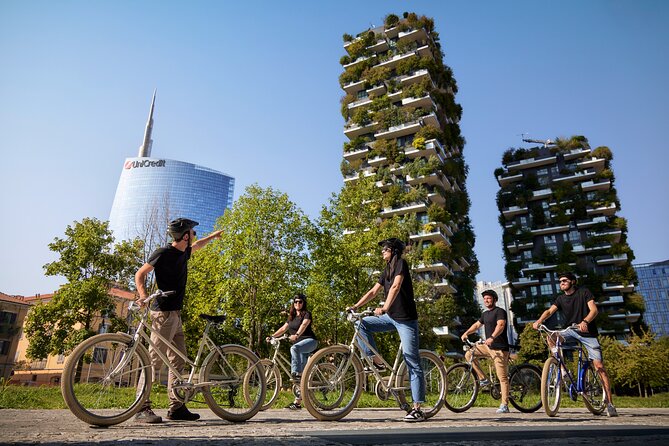 Miles and smiles /// Milan's ride - Why Milan Fits a Bike Tour So Well