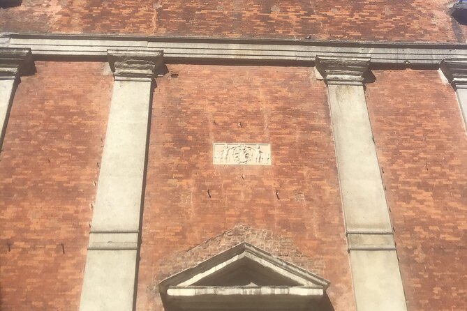 Mysteries of Milan: Uncover the city's lesser-known tales on this audio tour - Tour Flow and Timing: 1 to 1.15 Hours at Your Pace