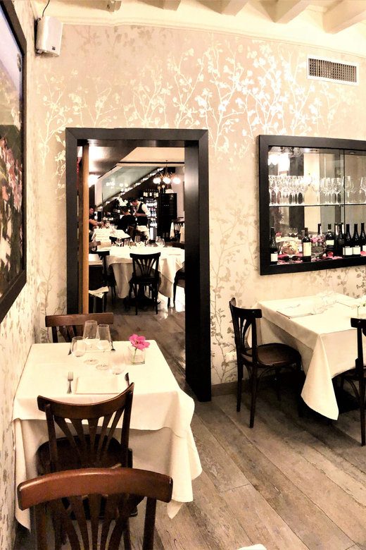 Piedmontese dinner in Milan all included - A Piedmontese dinner plan built for a Milan evening