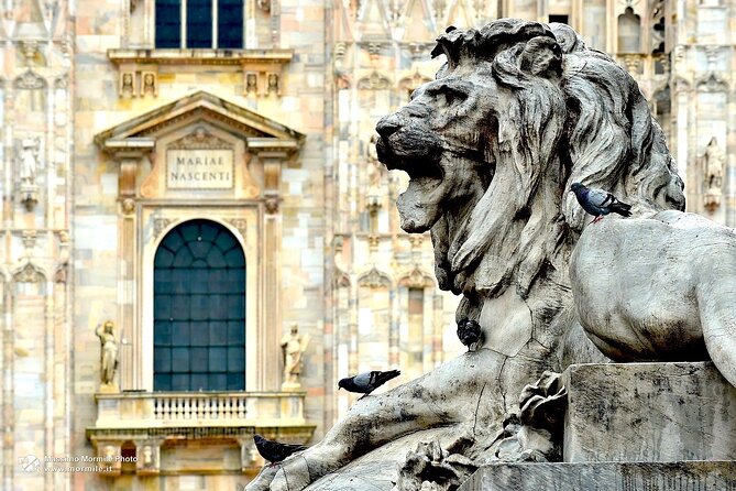 Private 3 Hours of Wonders in Milan (3km Friendly & Easy) - Piazza della Scala: Teatro alla Scala and the Leonardo Nearby