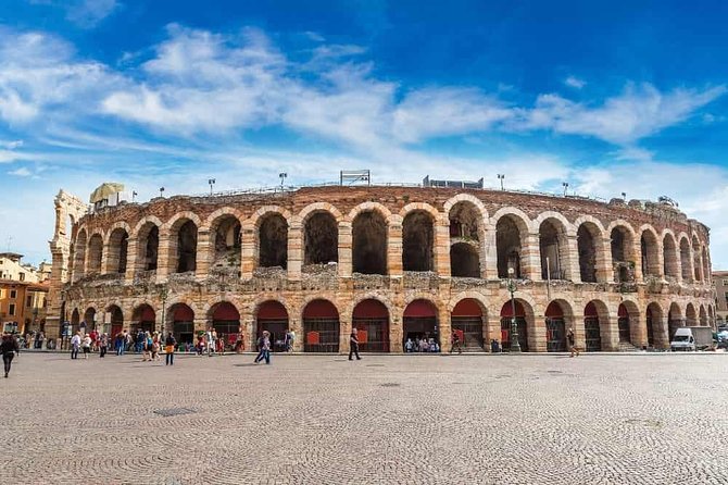 Private 8-hour Tour to Verona from Milan - Arena di Verona: The Amphitheater That Still Performs