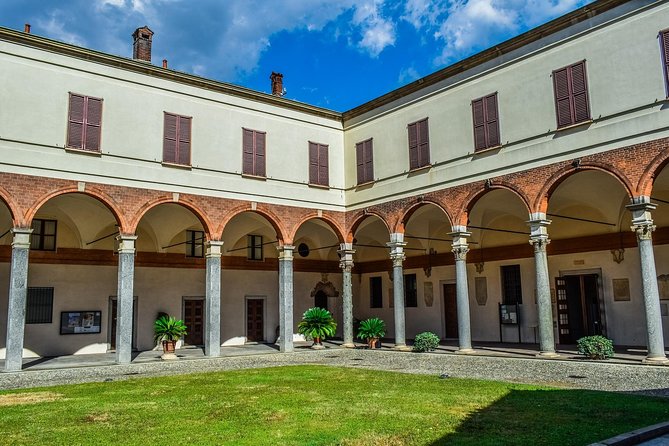 Private Best of Milan Guided Tour with Duomo, La Scala Theatre and Sforza Castle - Castello Sforzesco Courtyard Views: What You Get, What You Skip