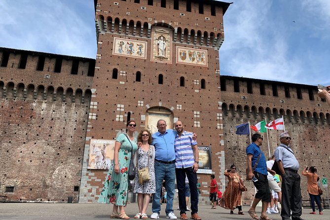 Private Best of Milan Guided Tour with Duomo, La Scala Theatre and Sforza Castle - Starting at Camparino in Galleria, Then Letting the City Flow