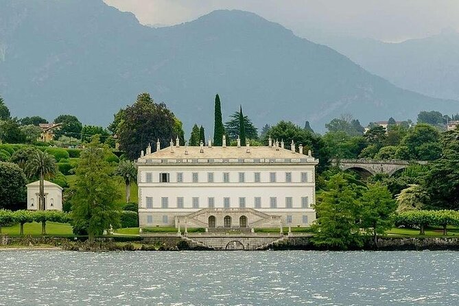 Private Full-day Scenic Tour of Como Lake From Milan - Duomo di Como interior: 16th and 17th century art in one stop