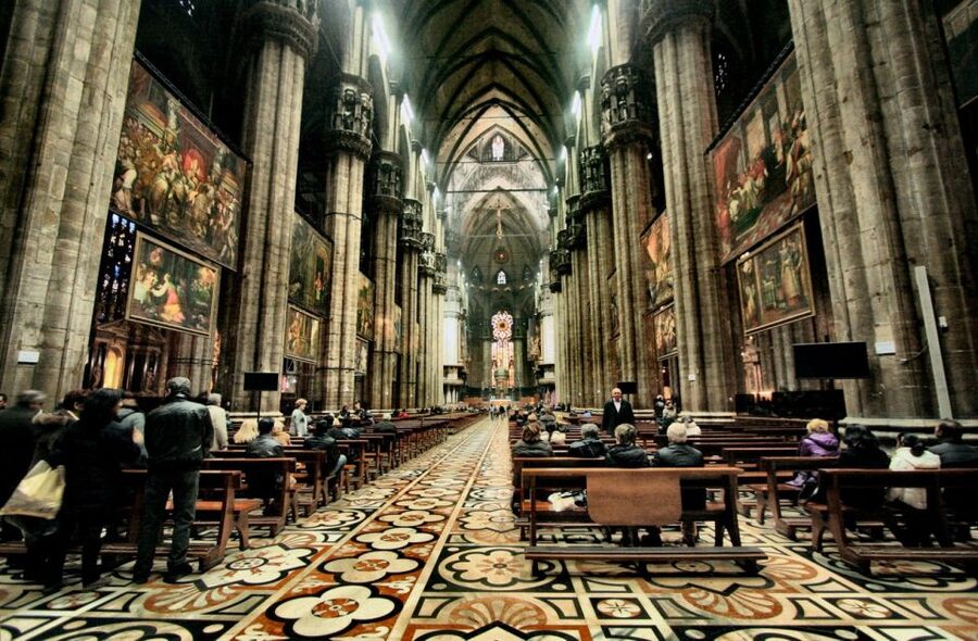Private Highlights of Milan Bike Tour - Santa Maria delle Grazie and Last Supper Area, Plus St. Lawrence Columns