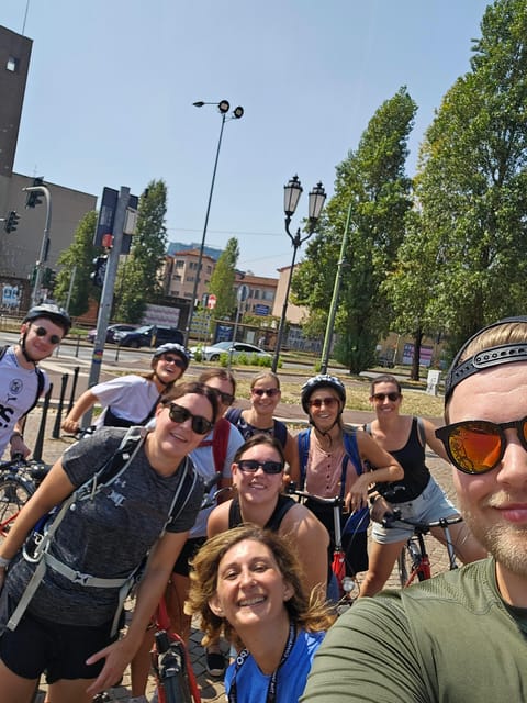 Private Highlights of Milan Bike Tour - Navigli Canals Break, Chinatown Views, and a Canal-to-Classic Mix