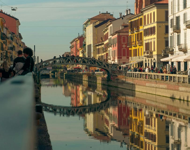 Private Milan Canals and Navigli Neighborhood Guided Tour - Vicolo dei Lavandai: laundry history you can actually picture