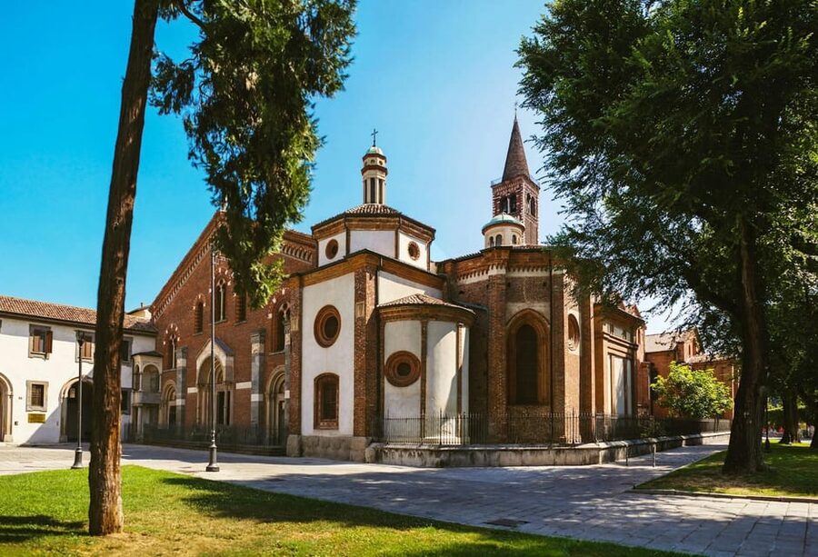 Private Milan Canals and Navigli Neighborhood Guided Tour - Private guide logistics: headsets, language options, and a calm pace