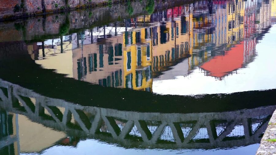 Private Milan Canals and Navigli Neighborhood Guided Tour - Who should book this private Navigli tour