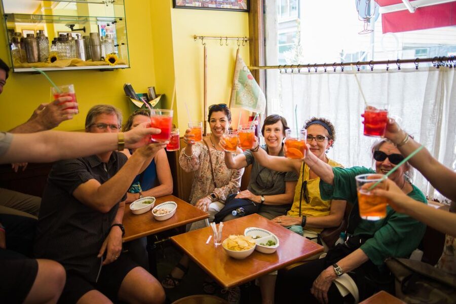 Private Original Milan Food Tour on Foot - Guides can make or break it, and this one has strong names
