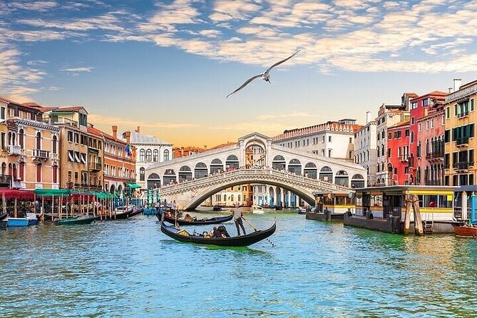 Private Tour from Milan: Venice Full Day Trip by Train - Grand Canal and St. Lucy: the morning start that sets the tone