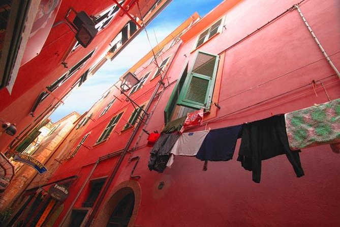 Private Tour of the Cinque Terre from Milan - Milan to the coast, without the hassle