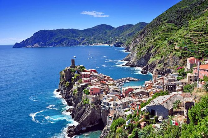 Private Tour of the Cinque Terre from Milan - Transport in a luxury Mercedes, and why it matters