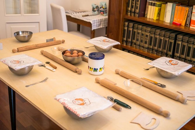 Share Your Pasta Love in a Local’s Home in Milan - Arriving at Corso Vercelli, and why the location matters