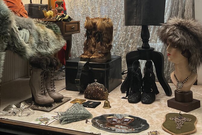 Shopping in Milan with a Fashion Stylist - Group discounts, mobile ticket, and a private format that keeps it calm