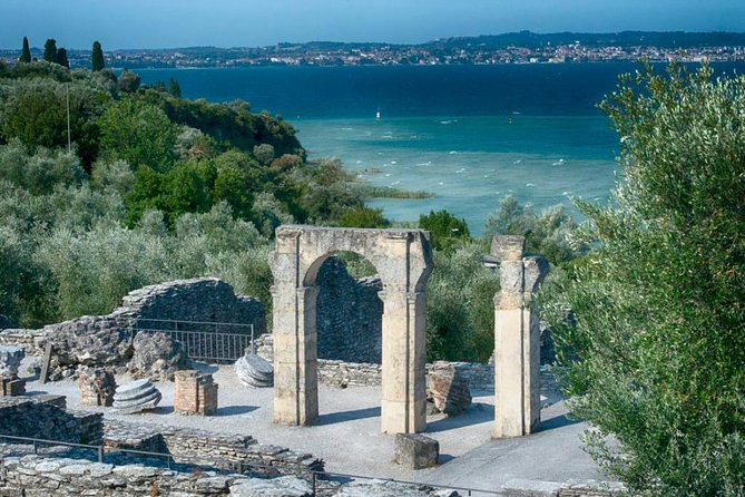 Sirmione & Verona, Lake Garda, tour from Milan - Casa di Giulietta: what you get in 30 minutes