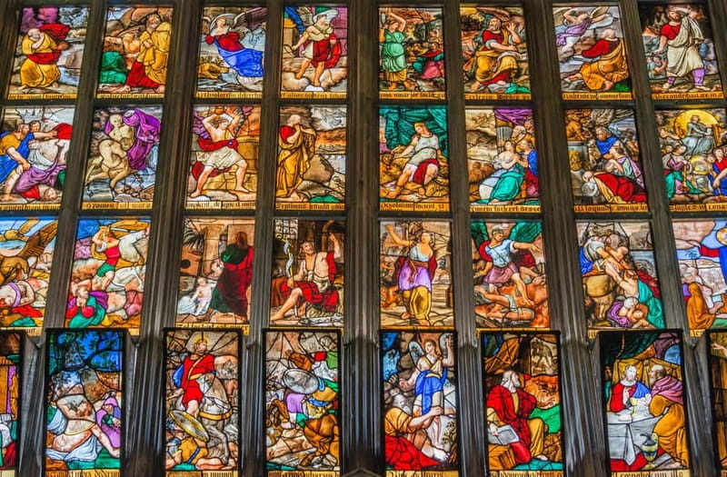 Skip-the-Line Duomo & La Scala Museum Tour + Hop On Hop Off - Guide quality: the difference between seeing and understanding