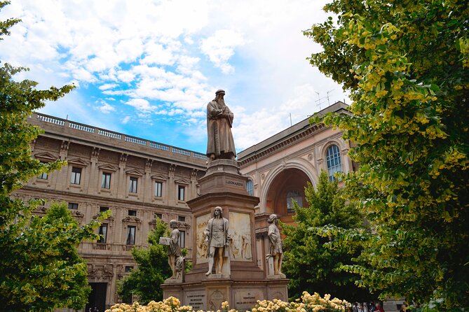 Skip-the-line Pinacoteca di Brera Private Guided Tour - Piazza della Scala, a short pause that helps you read the city