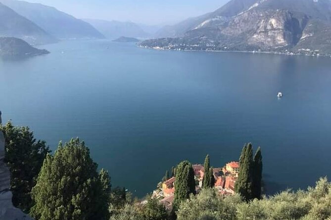 Small-Group Lake Como Experience with boat and van, from Milan - The train start from Milan that helps you skip the stress