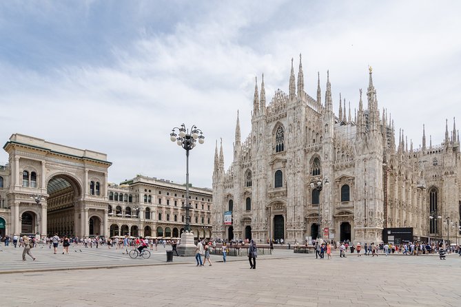 Stories of the Fashion Capital: A Self-Guided Audio Tour of Milan - A Short Walk That Tells Two Milan Stories
