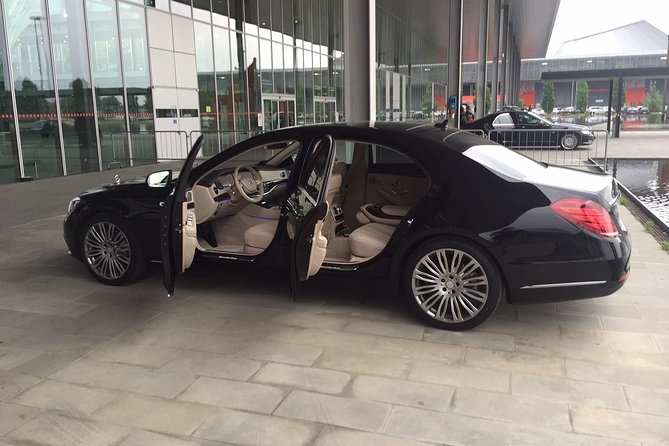 taxi / transfer service to and from airports - Pickup in Milan: where drivers meet you and how it stays smooth