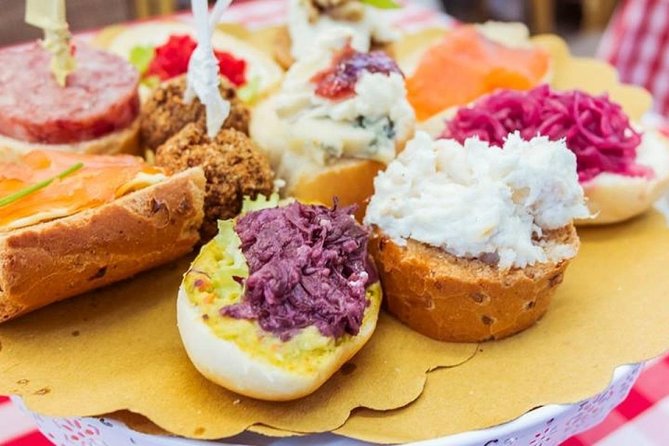 The art of the Italian Aperitivo with a local: Learn & Enjoy in Milan - Where It Fits in Your Milan Evening Plan