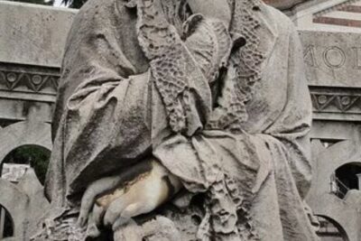 The Monumental Cemetery of Milan: discover the unexpected