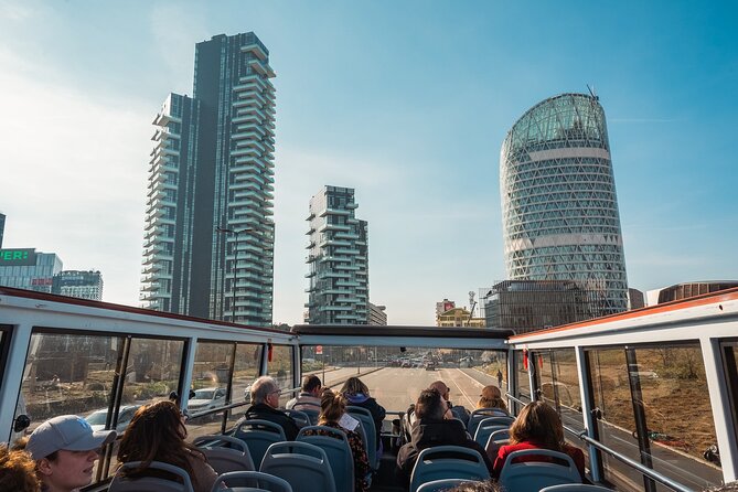Tour of Milan by open bus, valid for 3 days - Timing that won’t wreck your schedule: 1 hour 40 minutes to 3 hours