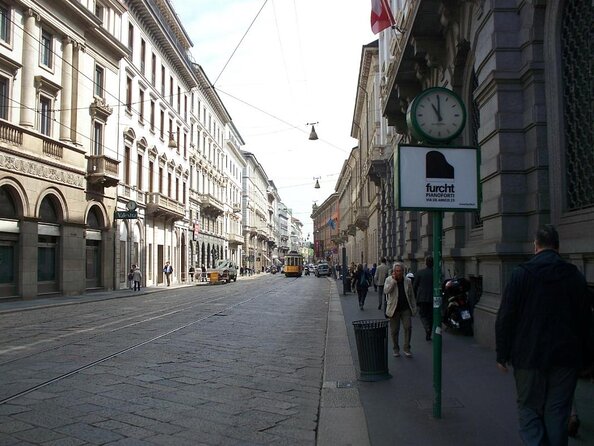 Treasures of Milan: Fashion and Design Private Tour - Via Monte Napoleone: where Armani and Ferragamo set the tone