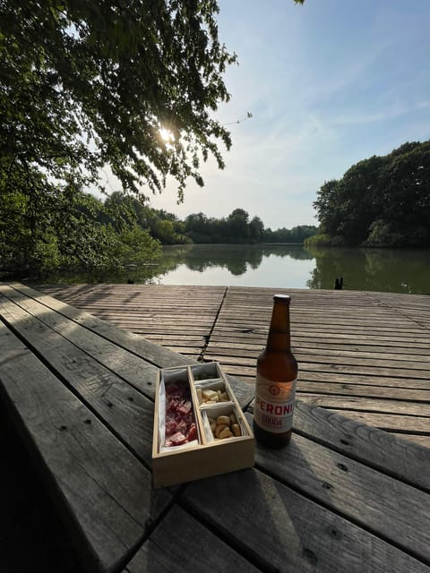 Trekking in the Wood with picnic on the turtles lake - Milan’s Wooded Reset at Boscoincittà