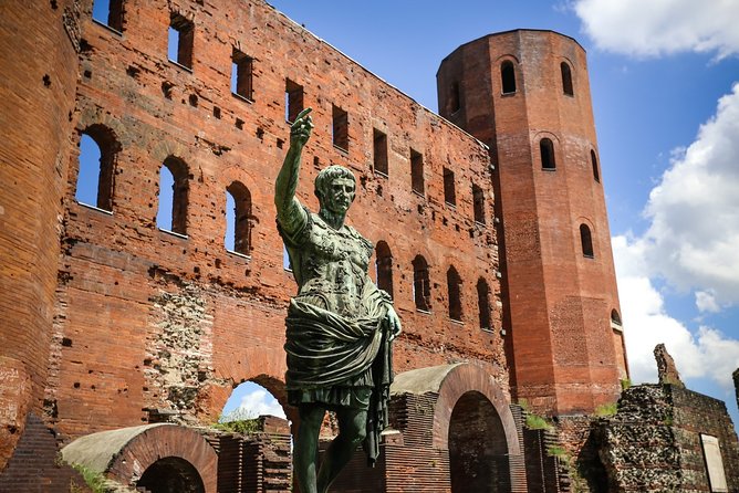 Turin private guided tour from Milan - Palazzo Carignano: Another Palace Moment, Different Story