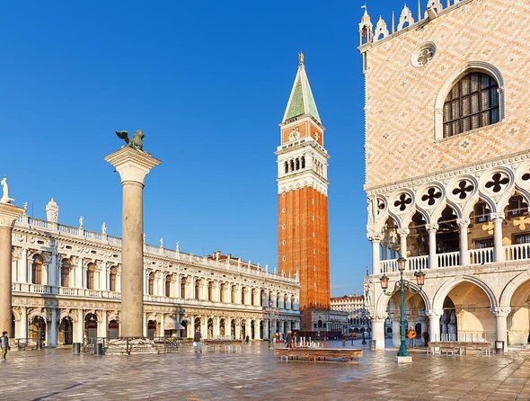 Venice Full-Day private Tour From Milan. Hotel pick up - Return to Milan: Boat Transfer Back to Tronchetto