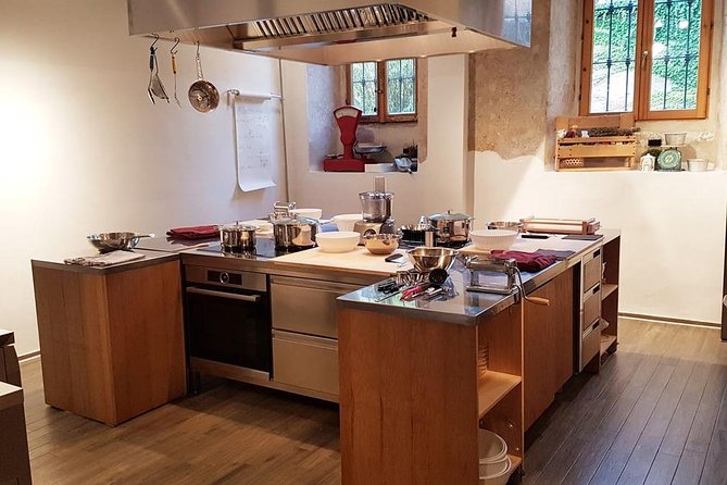 Vip-Private Pizza Cooking Class with Pro Pizzachef in Pro Kitchen - Key Highlights Worth Your Time