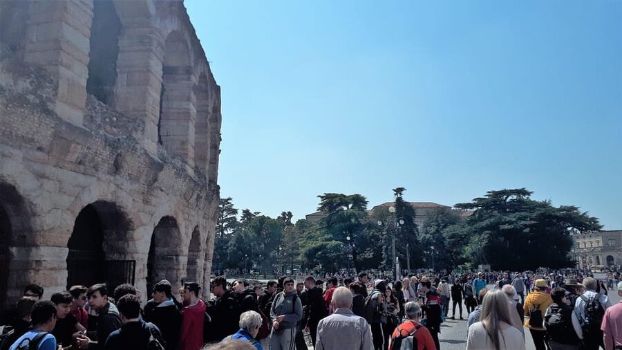 Visit of Verona and Lake Garda. Full day tour from Milan - Who This Tour Suits Best (And Who Should Rethink It)